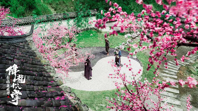 黄蓉|网大《射雕》定档，黄蓉被网友嫌弃“太老”，林子聪饰演老顽童