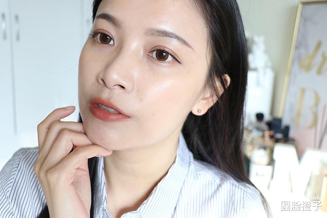 淡妆 女人不管多大多老，学会化淡妆的3个步骤，底子一般也精致漂亮