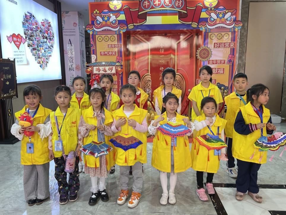 公益潇湘 公益小天使享受“非遗盛宴”