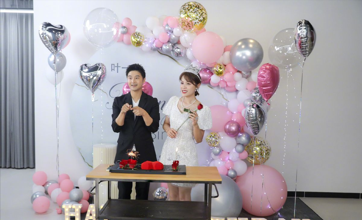 Lady变美日记|田亮携“妻女”合照,妻子叶一茜穿小白裙挺清纯,不像是孩子妈