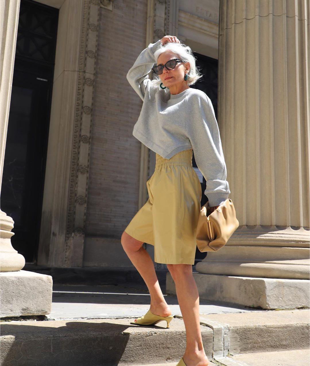 望江楼外楼|谁说60岁就是奶奶？不显老不装嫩的4个公式，照着用就时髦减龄