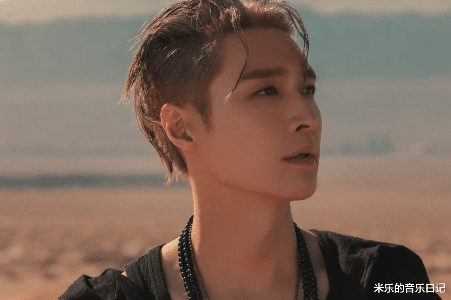 京剧|张艺兴新歌上线，他把一路上所经历的流言恶语，都放进了歌里