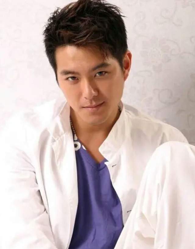 金惠秀|十位高颜值男星！每个人长得都帅，但全部都没红起来，实在太遗憾了