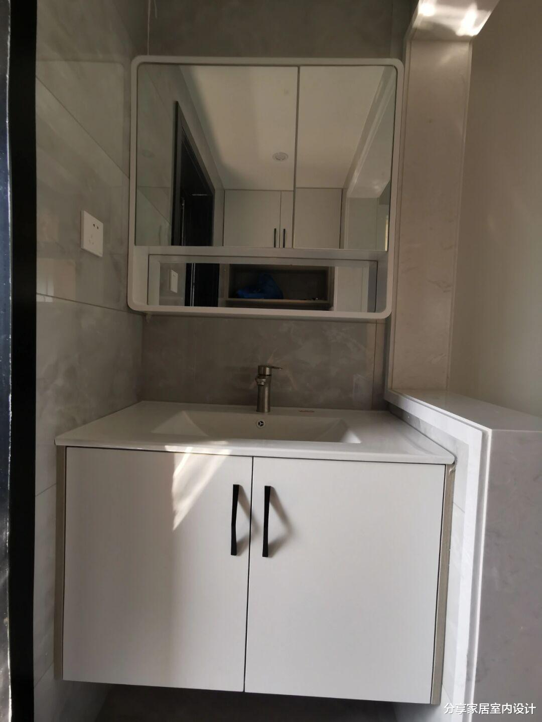 甲醛|硬装做完了，不做电视墙，打扫干净很喜欢，尤其是木工打的柜子！