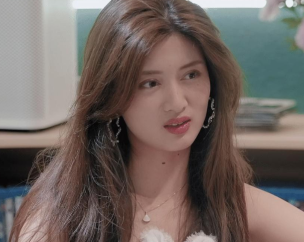 马子佳|心动4：马子佳晒国庆出游照，摆拍造型被嫌弃，小孔吐槽一针见血