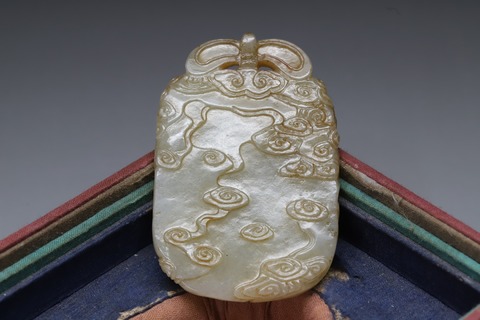 和田玉籽料|舊藏和田玉籽料“云龙如意牌”