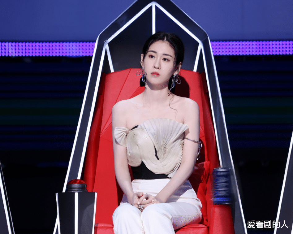 好声音|好声音：伍珂玥初具冠军相，姚晓棠延续黑马本色，陈文非越来越稳