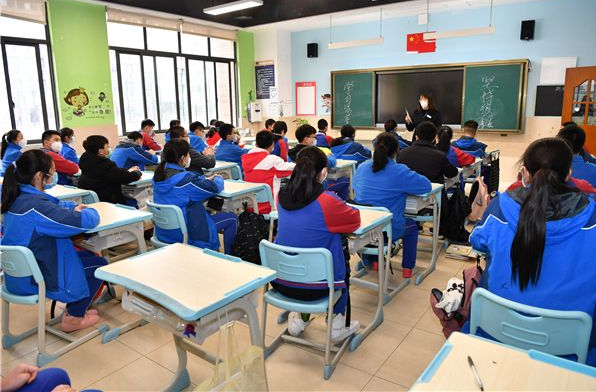 |有一种“小心机”叫班主任调座,看似毫无章法,实则套路满满