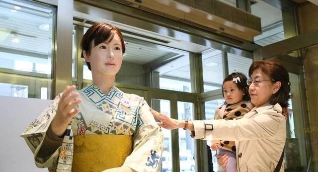日本女性機器人走紅，肌膚和真人無差異，“生育功能”成最大賣點-圖4