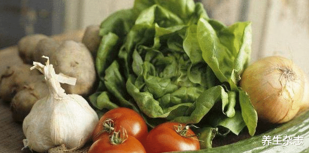 韭菜|韭菜是肝病的“发物”吗？医生提醒：若想养肝，这3种蔬菜尽量别多吃