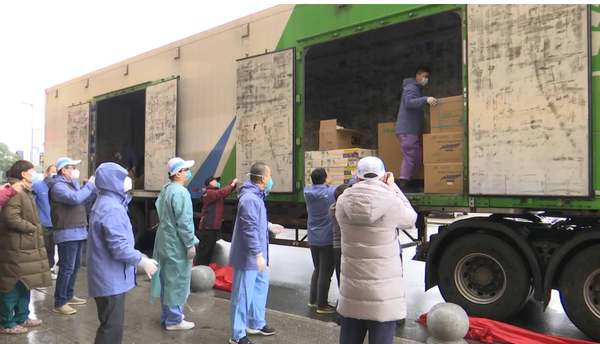 小欧美人日记 难道是“白眼狼”？退回中国的货物还想要赔偿，这次撤离援建