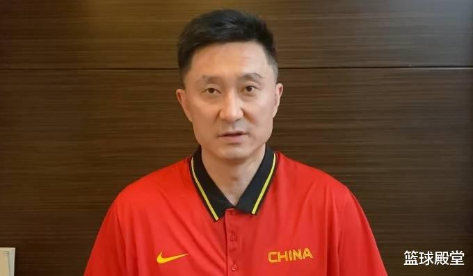 杜锋|国家队专访杜锋！提隔离生活+抵日过程，亲承好好休息，并谢球迷