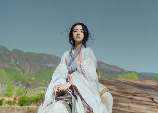 诚然情感之事|八字算命:有杀无官感情淡薄,比劫为忌丈夫为已婚人士,两人婚后要互相理解