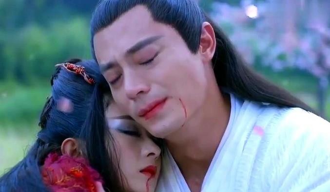 电视剧|两部堪称团灭的电视剧，一部8主角死了7个，一部只剩下剧名