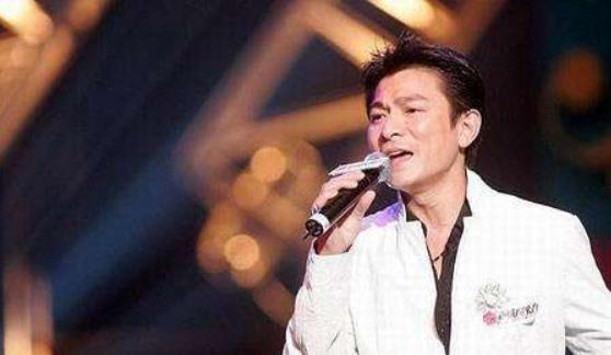 赵本山|刘德华曾被主办方当众打耳光，向华强都搞不定，却被赵本山搞定了