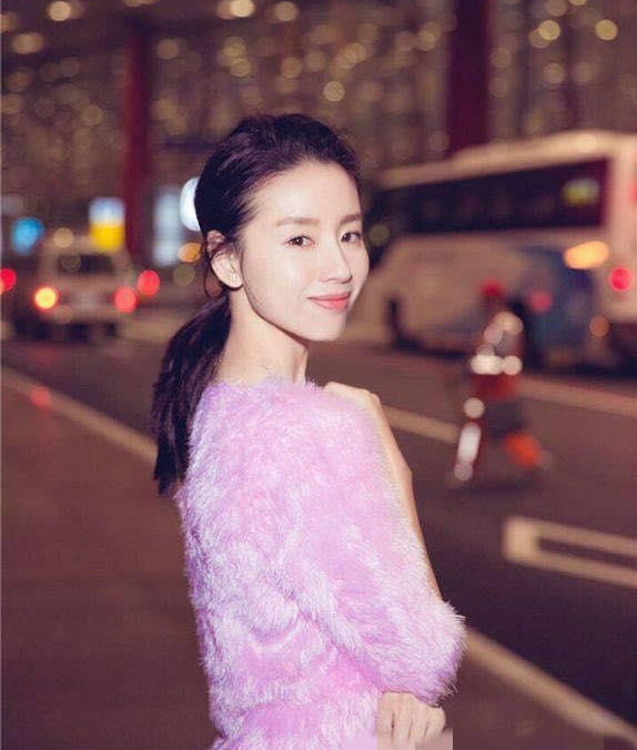 董洁|“恋爱脑”董洁的那些前尘往事，我们都错怪她了？