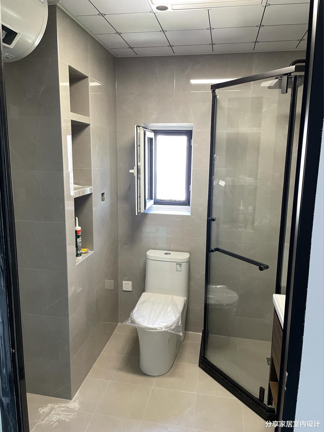 |辛苦大半年终于完工，打造原木风效果，卫生间做干湿分离很实用！