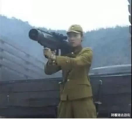 穿帮镜头|笑出内伤的穿帮镜头，“胳肢窝”剑法谁创的？男丫鬟你见过？