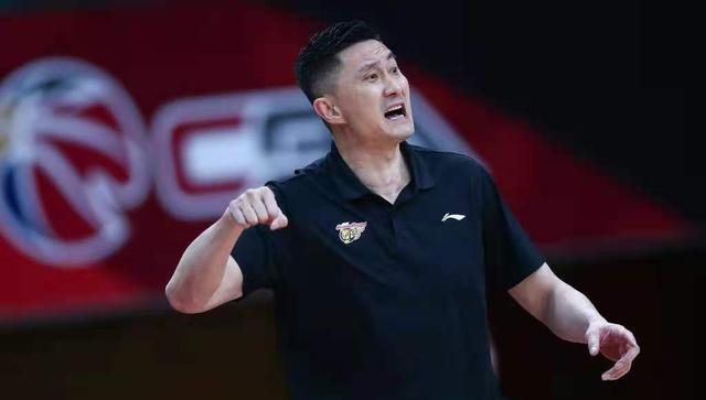 常智茹聊时尚|宏远新赛季全华班首发5虎 四国手领衔阿联打替补 后场实力CBA最强