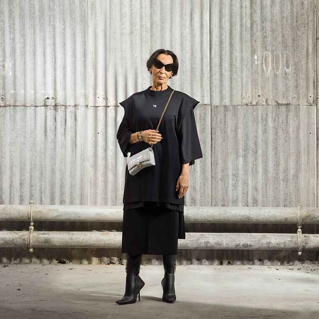 难舍离断 巴黎世家与kith联名的runner复古跑鞋是爆款还是丑笨的抄袭 都说像亚瑟士!!!