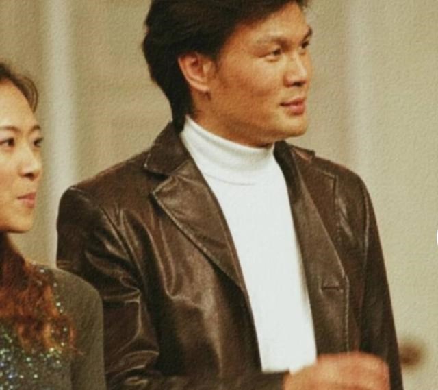 刘亦菲|知名主持人李彬出院回家！双眼消肿状态好转，曾因生病2年没工作