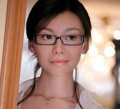 整容|初见惊为天人，再见脸僵如石！这10位女星的脸，到底怎么了