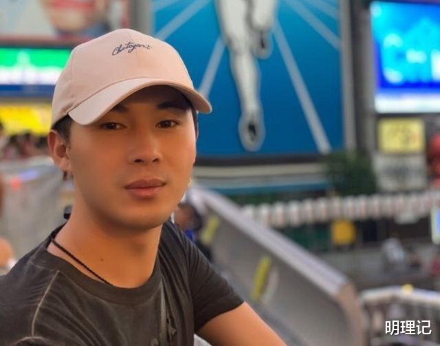 明理记|心理学：华为任正非的一个小举动，使小员工对高情商有了新的定义