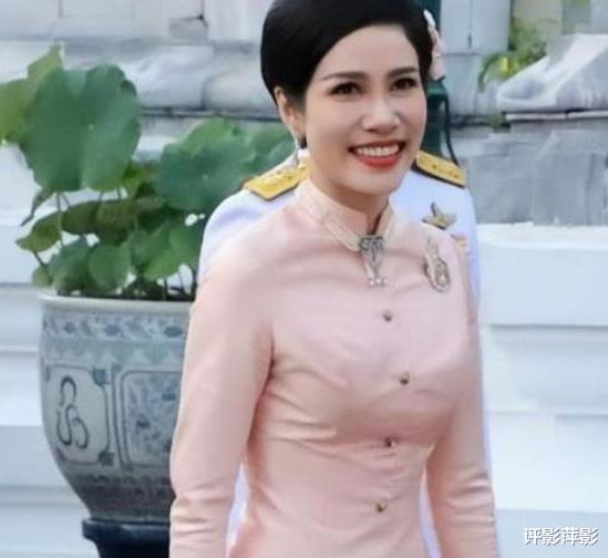 德云社|诗妮娜棋差一着,强劲后援被苏提达拉走,贵妃落了败相