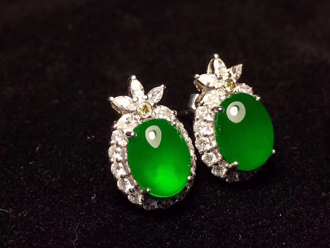 |什么是“色辣”？“辣绿”？色辣的翡翠到底值不值钱？