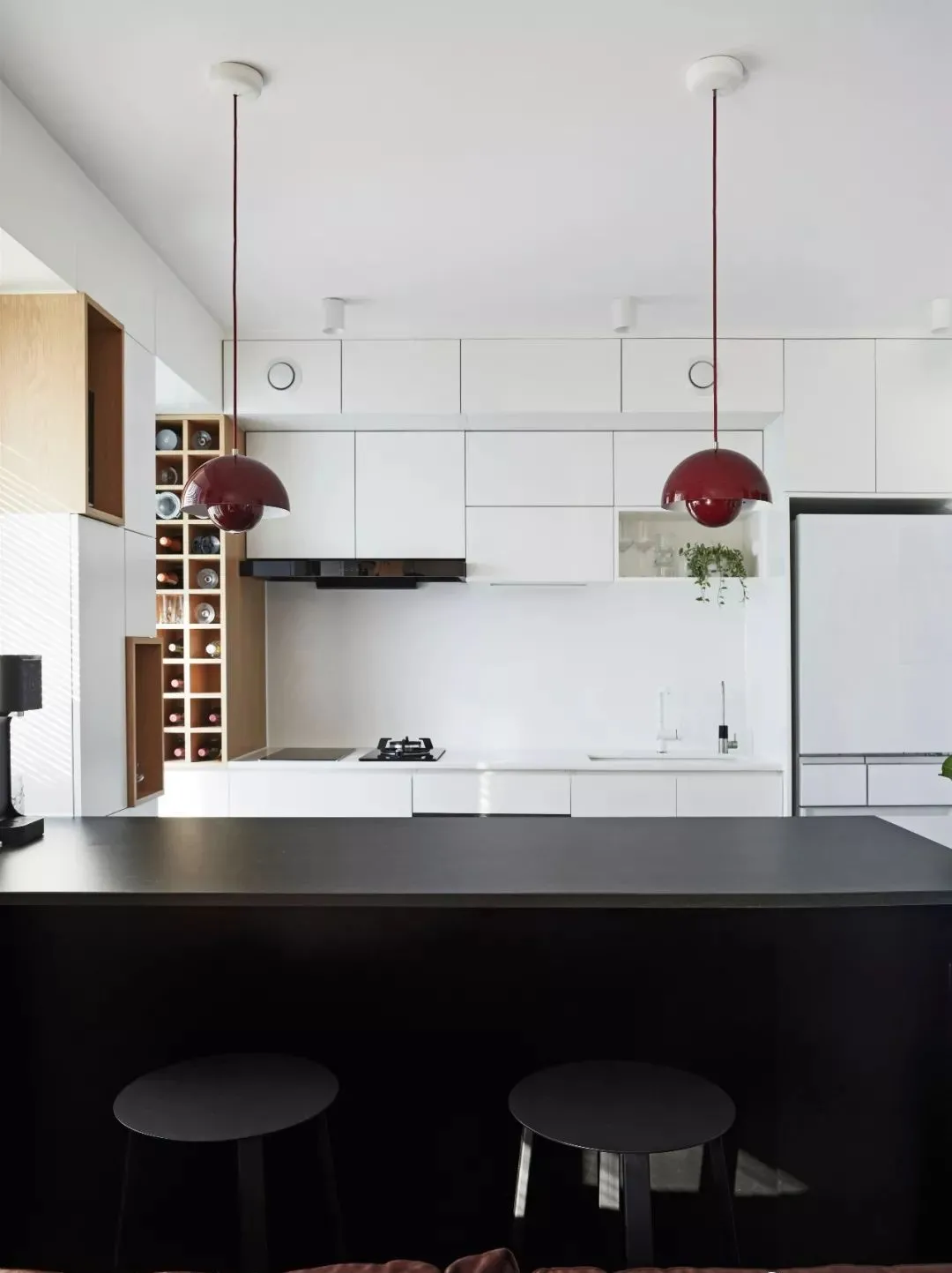 老年小妙招|爆改50㎡老破小,简约不简单,颜值、收纳、实用性秒翻3倍