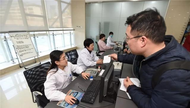 梵恩诗伊宁哥|不用备案,直接报销?一省取消异地就医,县市医院可同比例报销