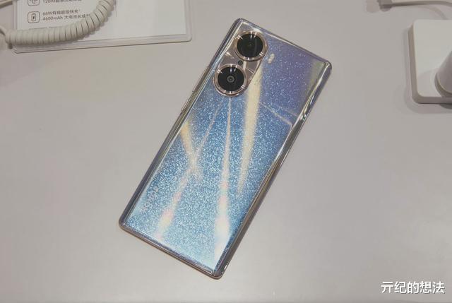 荣耀|荣耀60系列真机曝光，全球首发骁龙778G+，四曲面屏美爆了