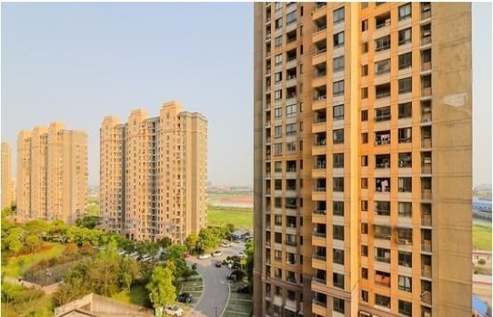深圳市|深圳千万豪宅“打新”疯狂再现：3500人报名，冻资逾32亿元