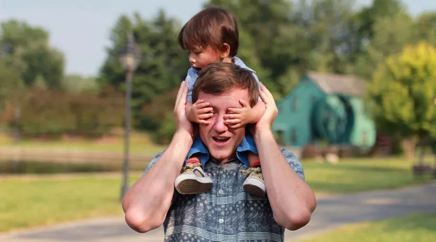 母婴之道|宝宝睡醒后做这三件事,说明左脑发育更完善,以后学习会更有优势