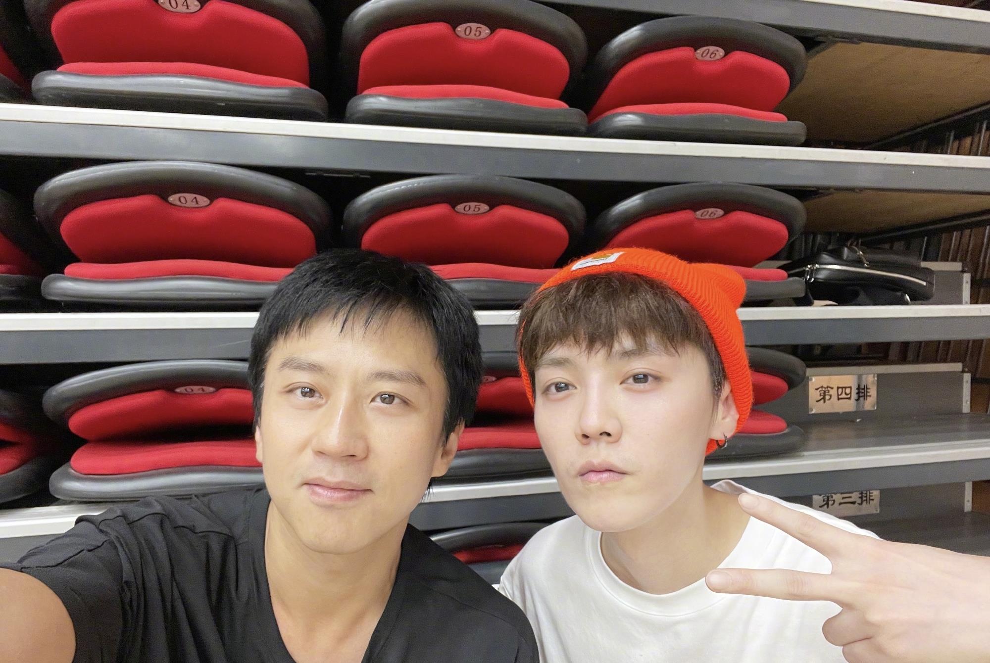 鹿晗|鹿晗感情扑朔迷离，事业一落千丈，五哈可能是翻身之作