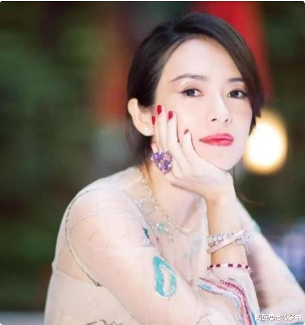 |章子怡瘦身成功，常年保持体重不过百，自律的人或更有魅力