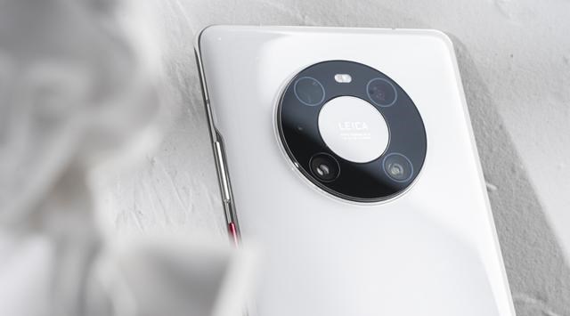芯片|华为Mate 40 Pro“有货”了，256GB定价亲民，终于等到了！