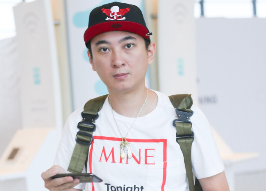 生活赋予情感|王思聪一见钟情她？表白之后对方霸气回应：我离婚了，你娶我？