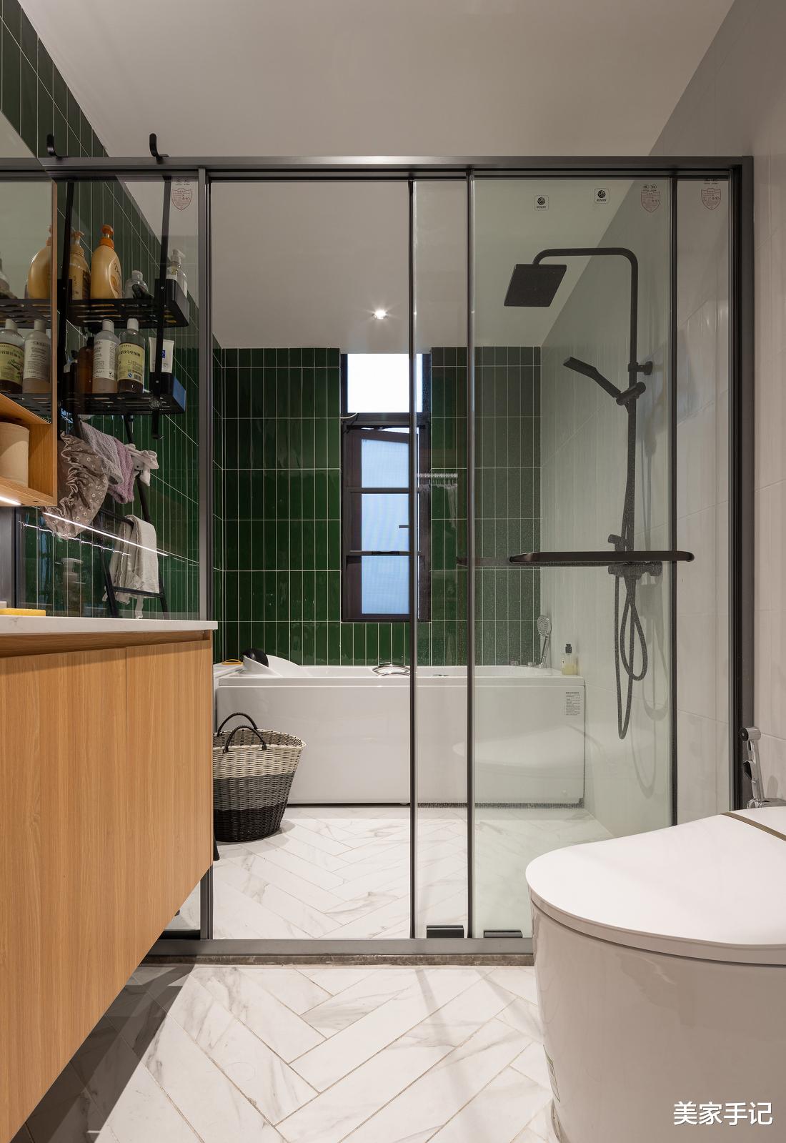 坚持去客厅化的家越来越多，或许只有尝试过，才知道住起来有多爽