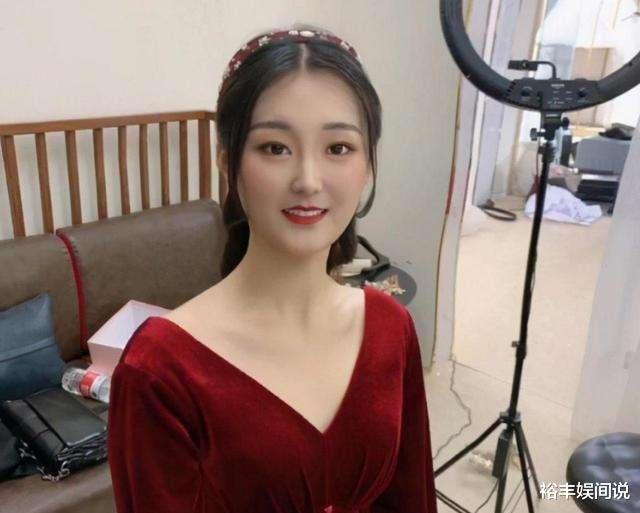 陈亚男|网曝陈亚男给全网的一封信，离婚并不是自己提出，想回归正常生活