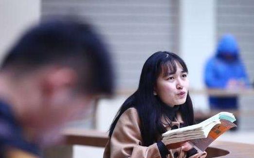 衬衫|“二本是”拼命考研的那些人,结果怎样?经历者:一把辛酸一把泪