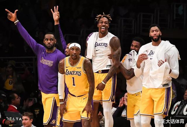 湖人队 好兄弟！自费2450万帮助詹姆斯，4大强援助湖人崛起，快船学学吧