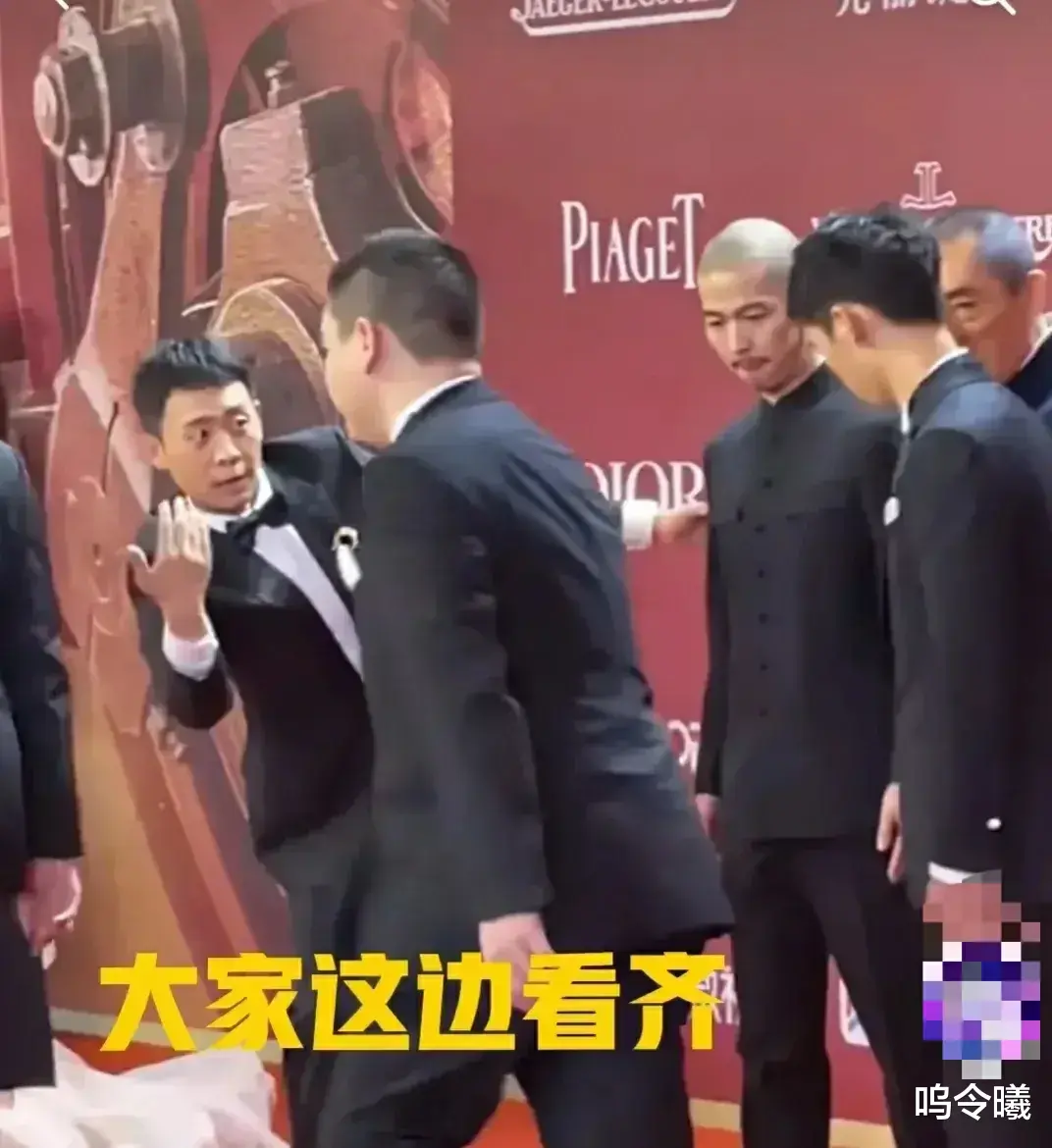 吴京|吴京在拍摄《战狼》前，遇见了张译，吴京问：找你拍戏，你想要多少片酬？