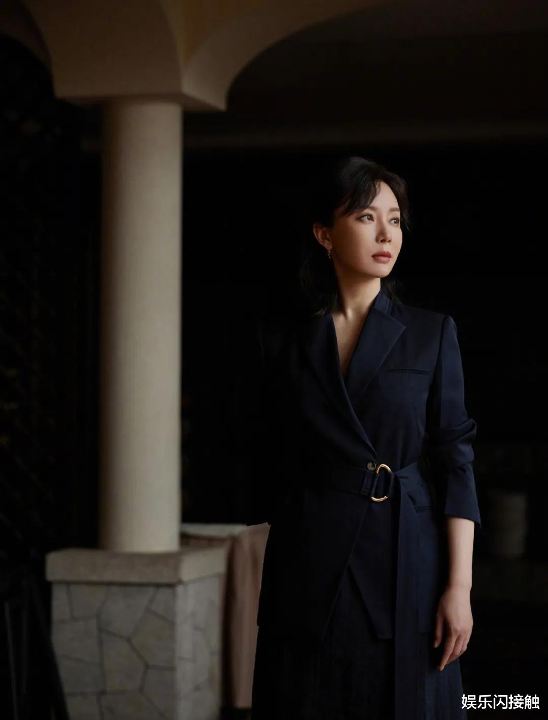 李元昊|连董卿都自叹不如的女人,嫁给二婚男疯狂秀恩爱,那么美到底图什么