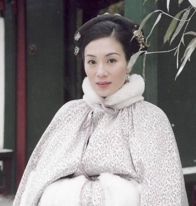 TVB|宣萱、佘诗曼等11位TVB女星总被夸美，却让人get不到美貌