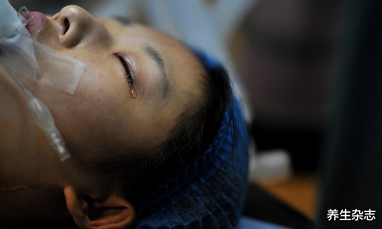 医院|多家医院联合发布，停止食用“2红1白”，比烟酒还伤甲状腺，趁早远离