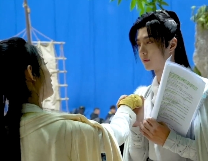 冯绍峰|后悔了？冯绍峰赵丽颖离婚话题秒下热搜，此前12.4亿人围观！