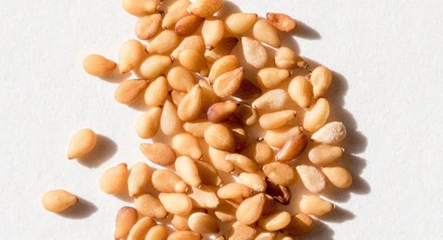 魔力|太苦了太苦了，背后长痘的女生都太苦了