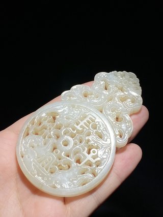 |留皮 白玉 瑞兽 把件 挂件