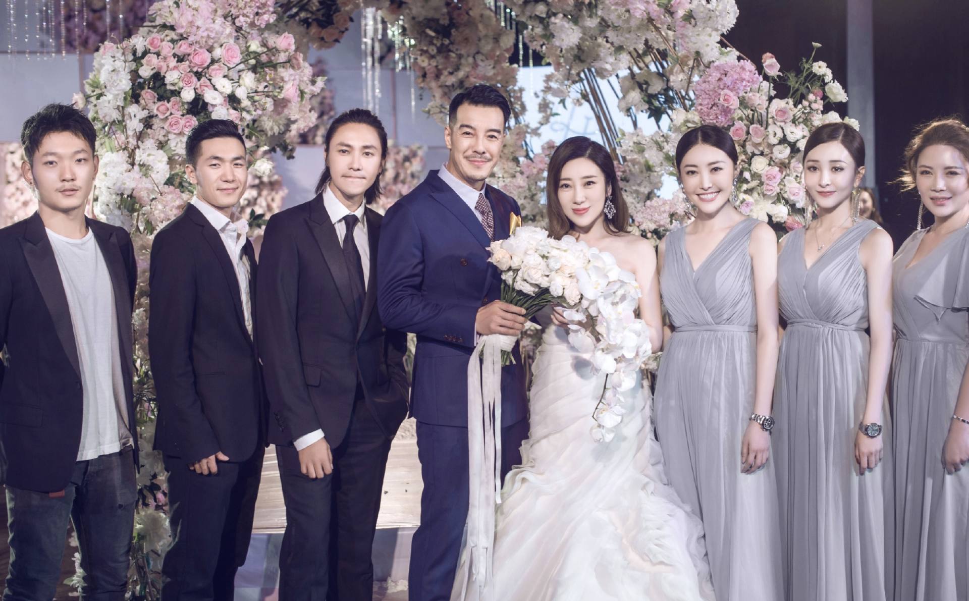 海一天|“许大茂”娶小12岁富婆，罕见秀恩爱，不介意其疑似二婚带俩娃